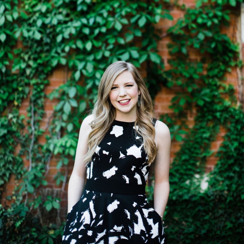 Meet your Posher, Emma